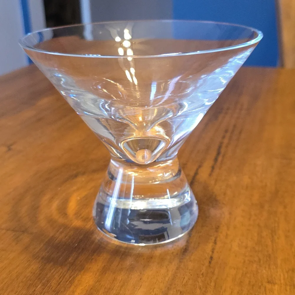 Elegant Clear Glass Martini Glass